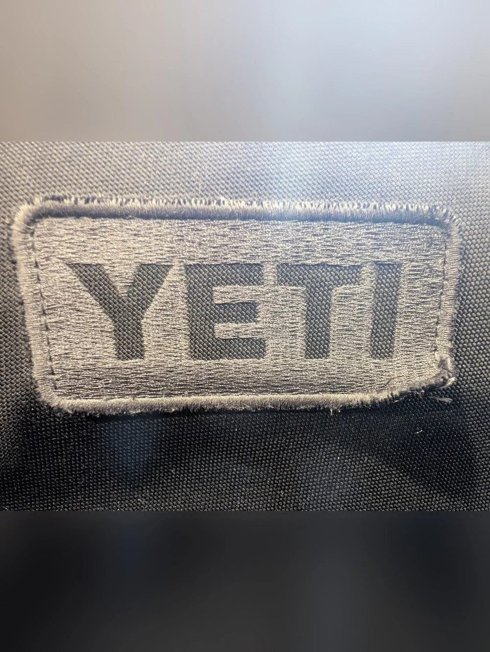 ​YETI Crossroads 22L Backpack Black Travel Laptop Bag Carry-on